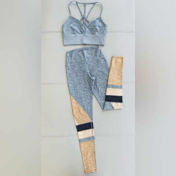 ALO Yoga Other - NWOT ALO Yoga Alosoft 2-Piece SET MED Bra Top + XXS Legging in Blue-Gray Heather